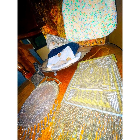 Antique Art Nouveau Micro-Glass Bead Tapestry Purse - Picture 2 of 8